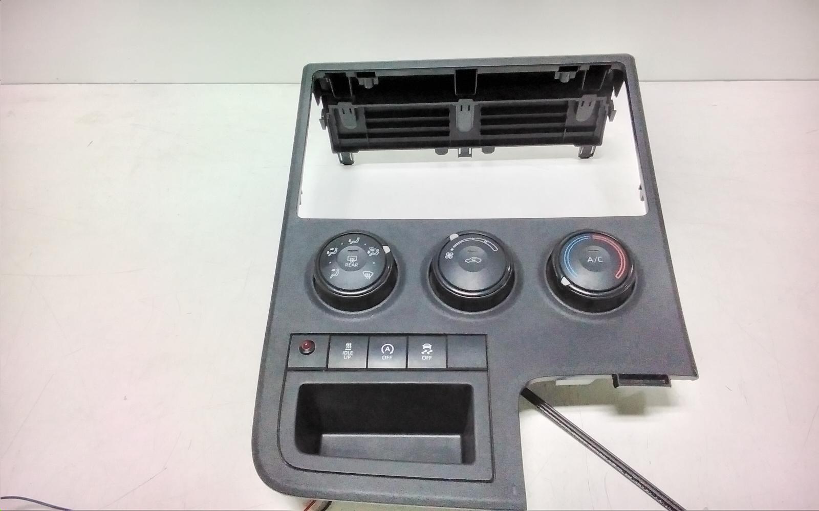 Heater/Ac Controls Hiace Toyota 2019