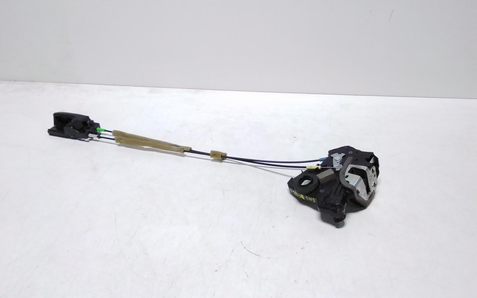 2014 Toyota Hiace Door/Boot/Gate Lock View Auto part Door/Boot/Gate Lock Toyota Hiace 2014