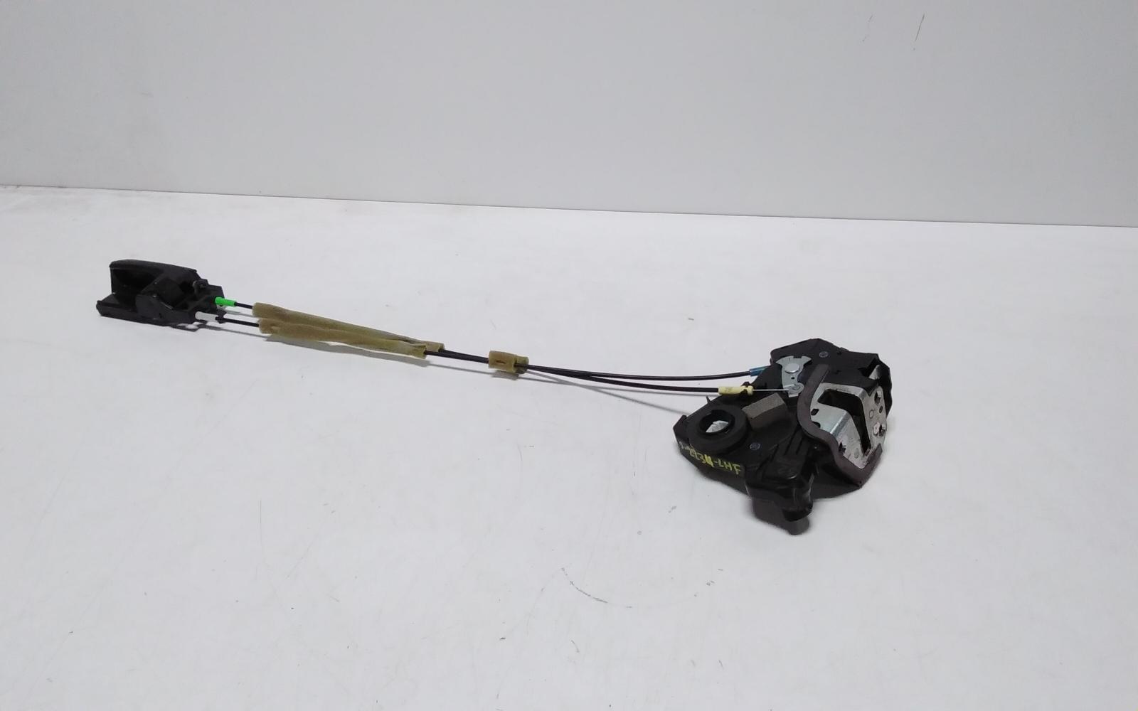2014 Toyota Hiace Door/Boot/Gate Lock View Auto part Door/Boot/Gate Lock Toyota Hiace 2014