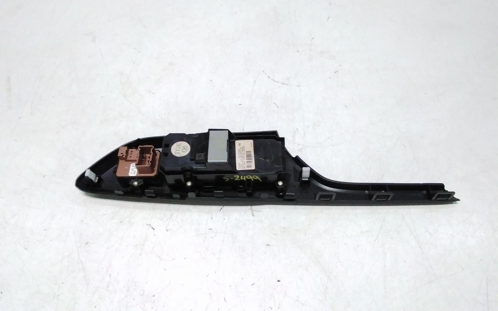 View Auto part Pwr Dr Wind Switch Honda Civic 2019