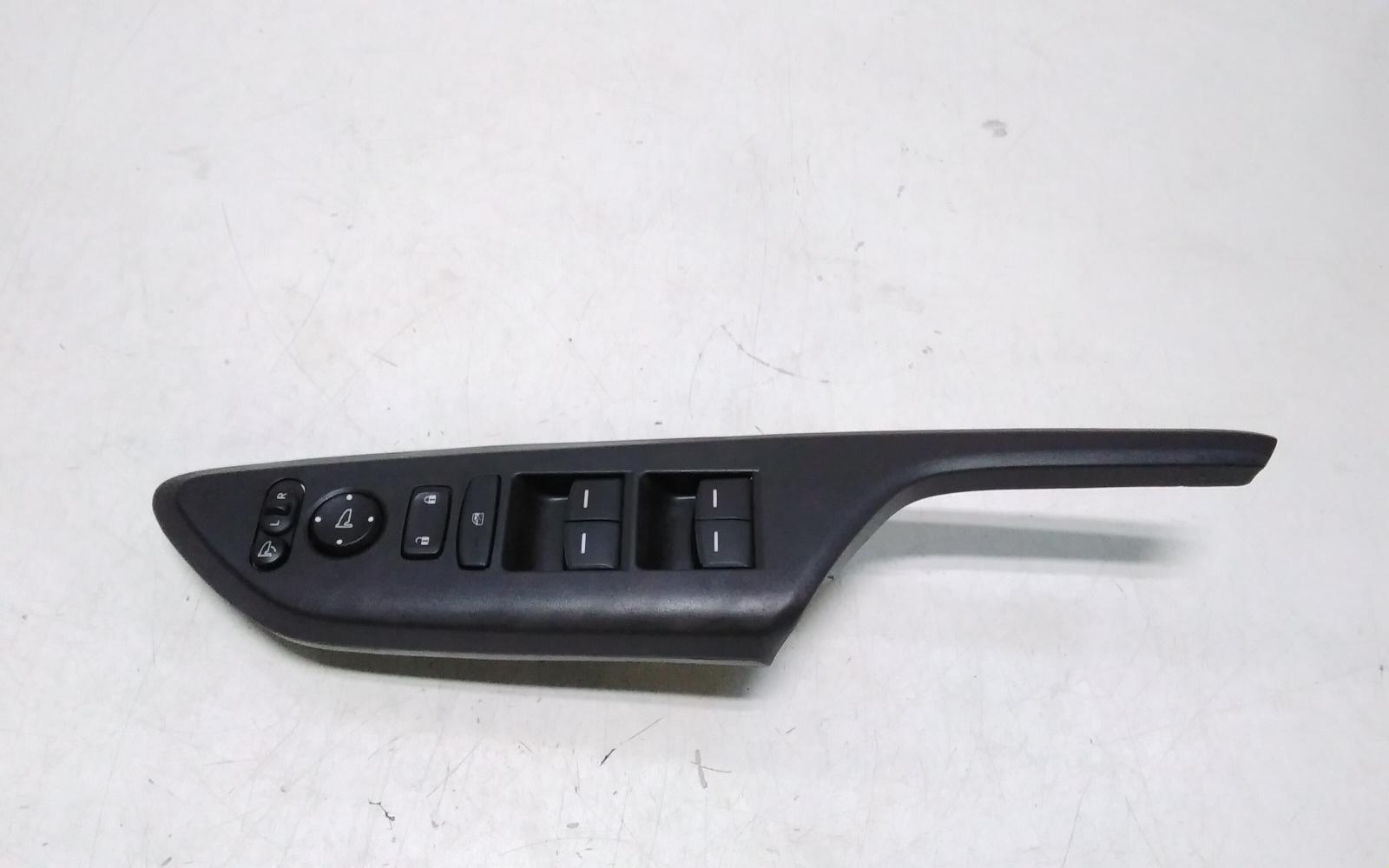 View Auto part Pwr Dr Wind Switch Honda Civic 2019