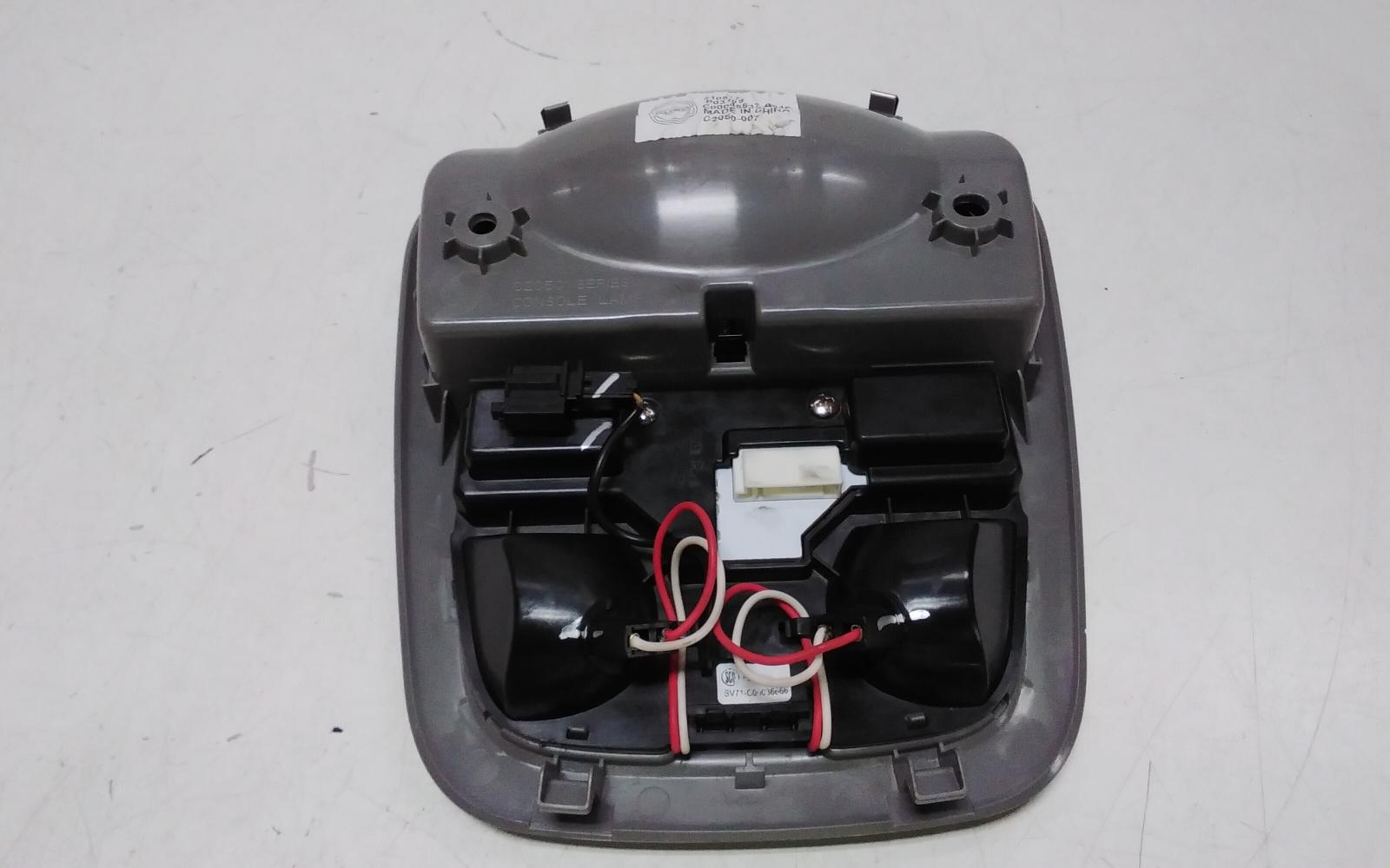 View Auto part Courtesy Light Ldv G10 2021