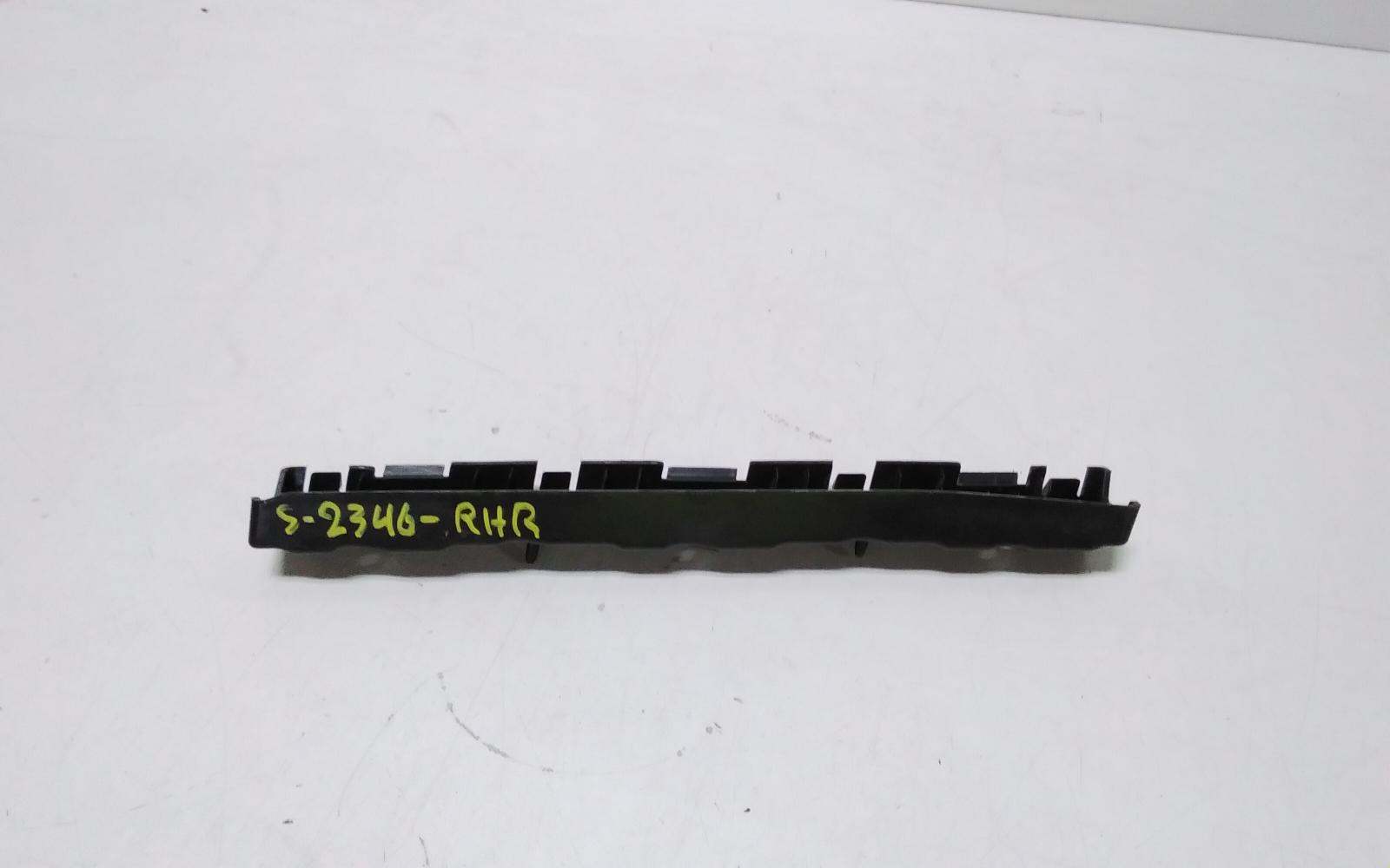 View Auto part Misc Bracket Ldv G10 2021