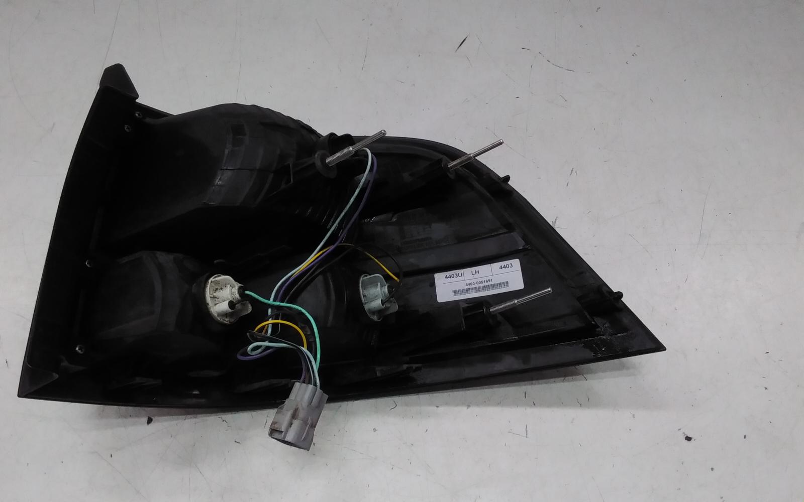 2015 Holden Commodore Left Taillight View Auto part Left Taillight Holden Commodore 2015