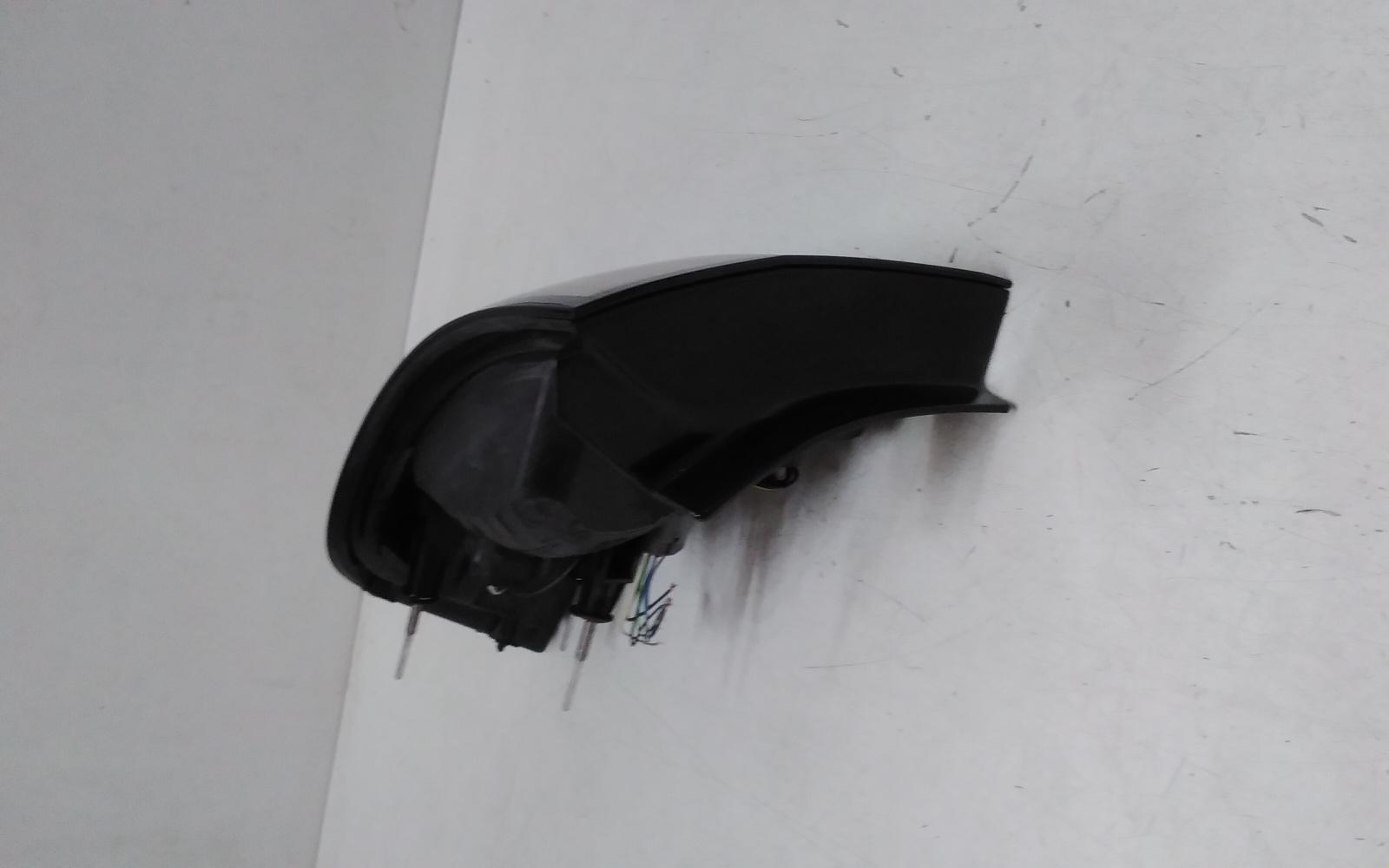 View Auto part Right Taillight Holden Commodore 2015