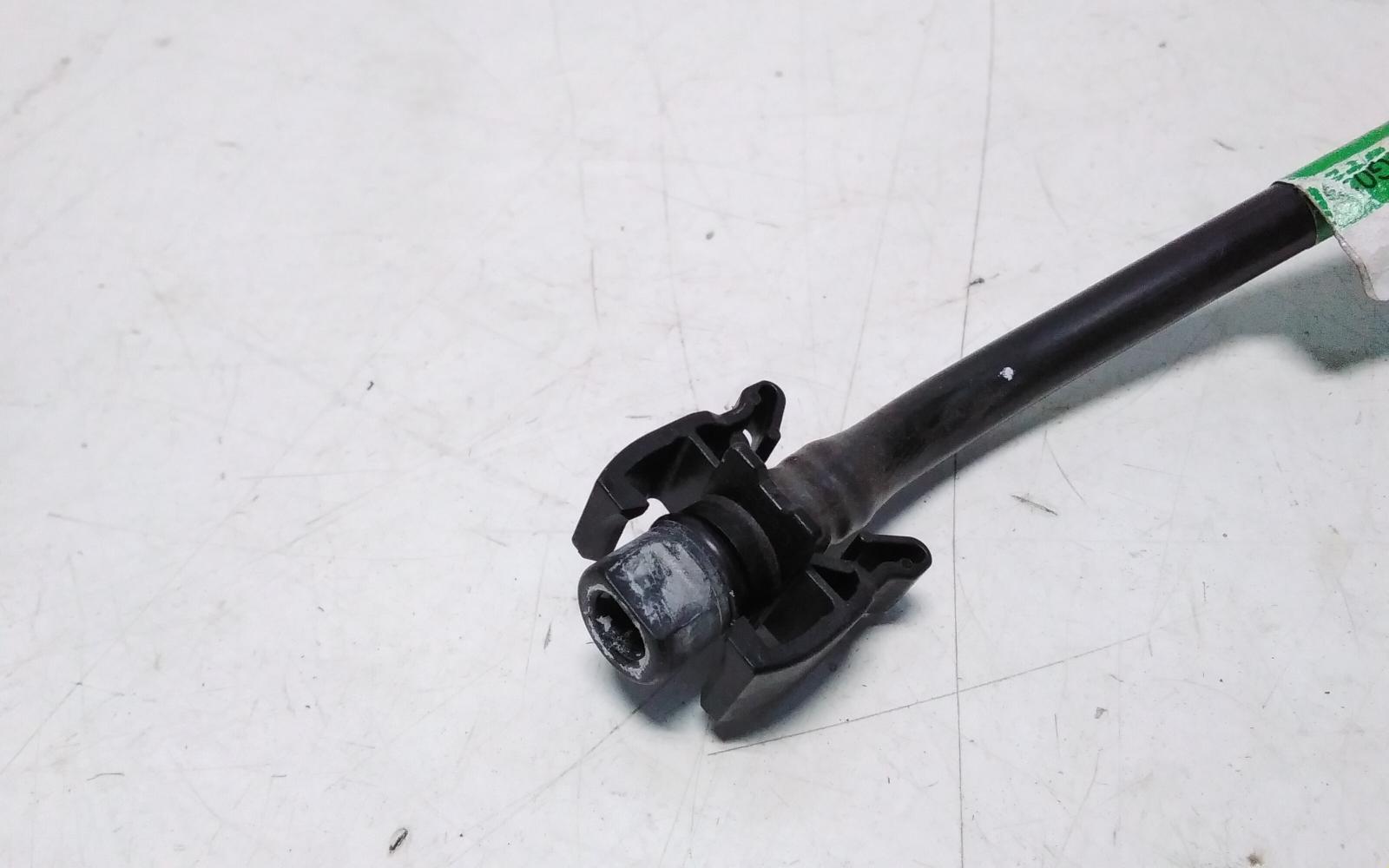 View Auto part Water Pipes/Outlets Hyundai Staria 2022