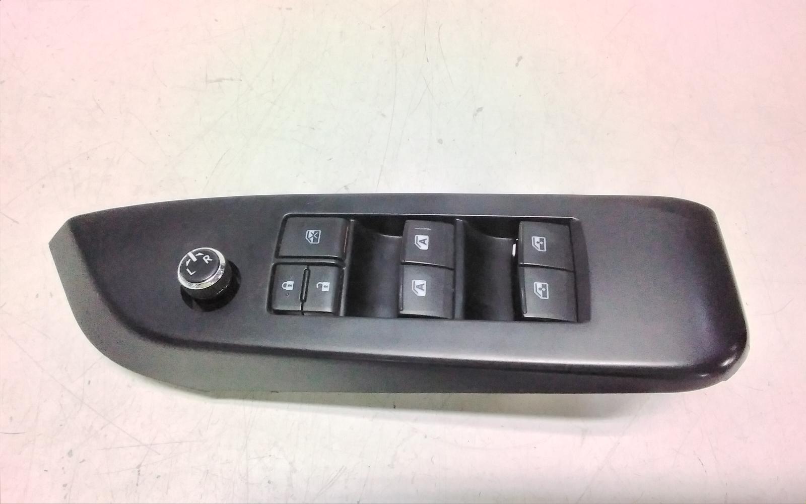 View Auto part Pwr Dr Wind Switch Toyota Kluger 2015