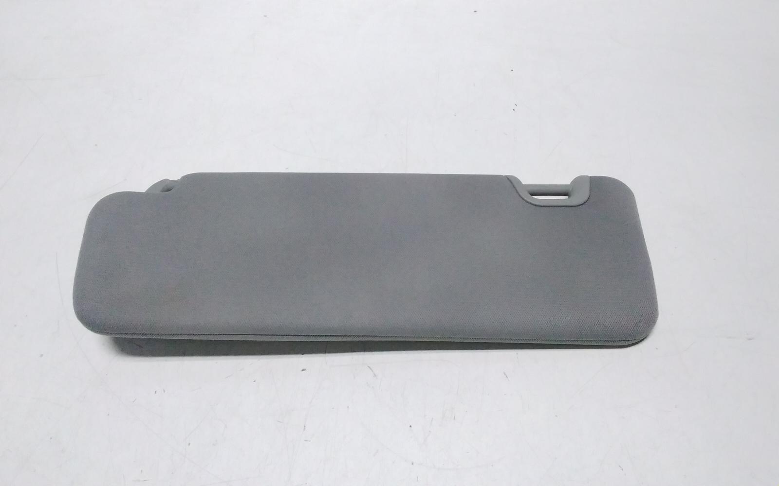 View Auto part Sunvisor Toyota Kluger 2015