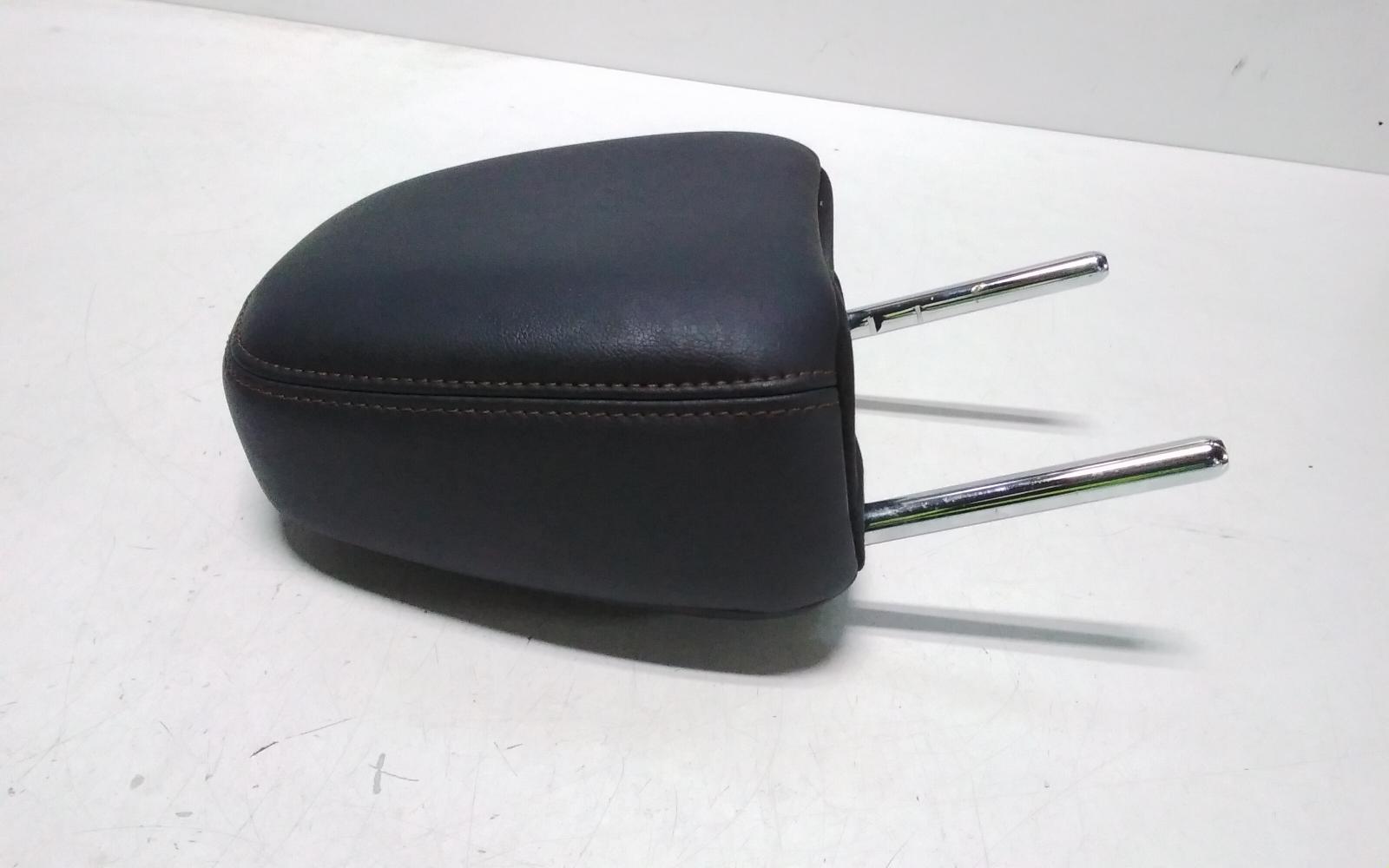 View Auto part Headrest Toyota Kluger 2015
