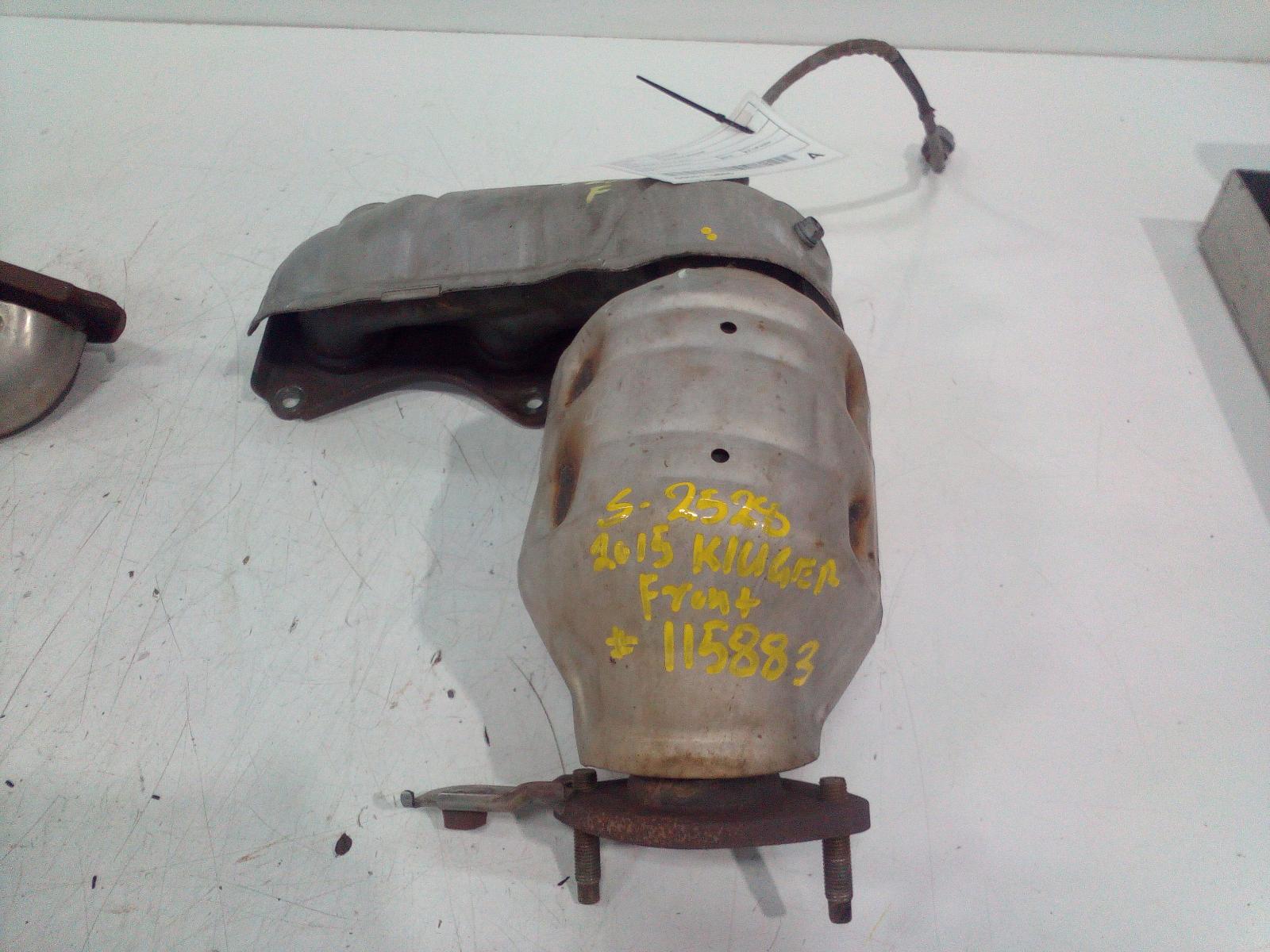 View Auto part Catalytic Converter Toyota Kluger 2015