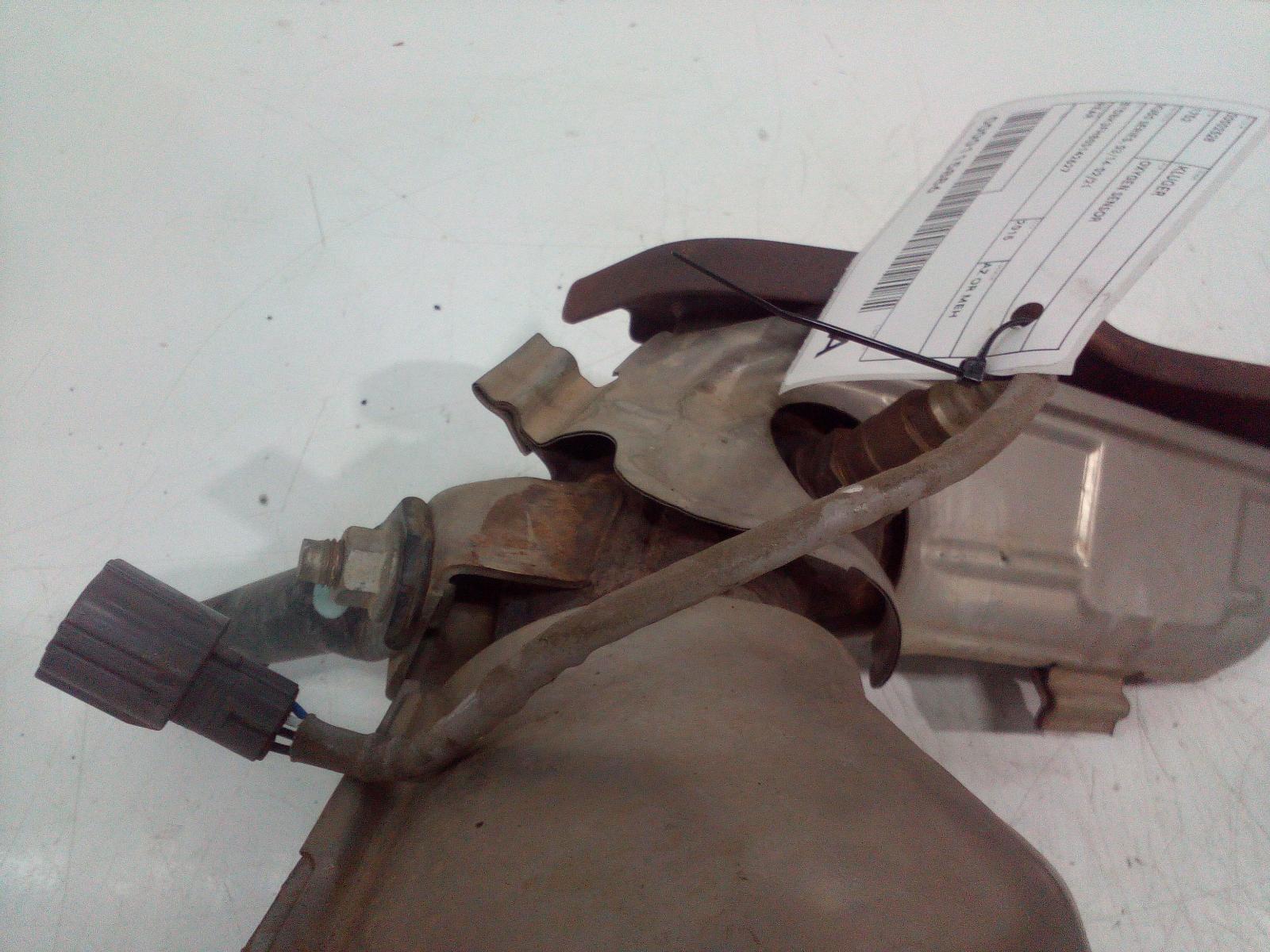 View Auto part Catalytic Converter Toyota Kluger 2015