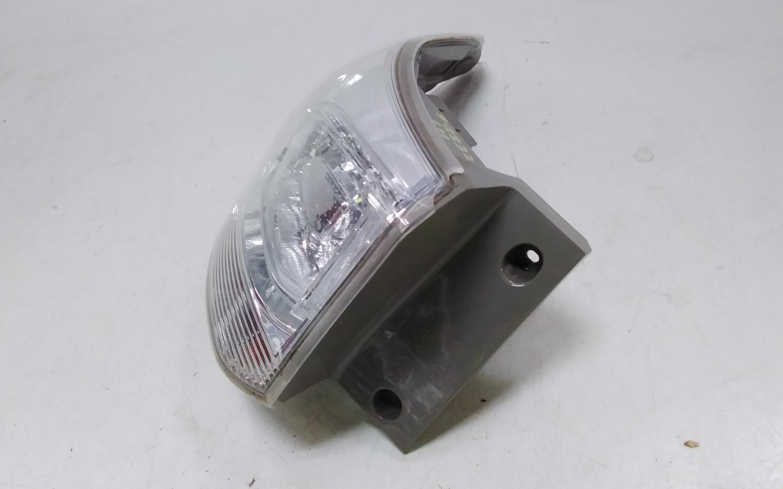 View Auto part Left Taillight Mitsubishi Outlander 2014