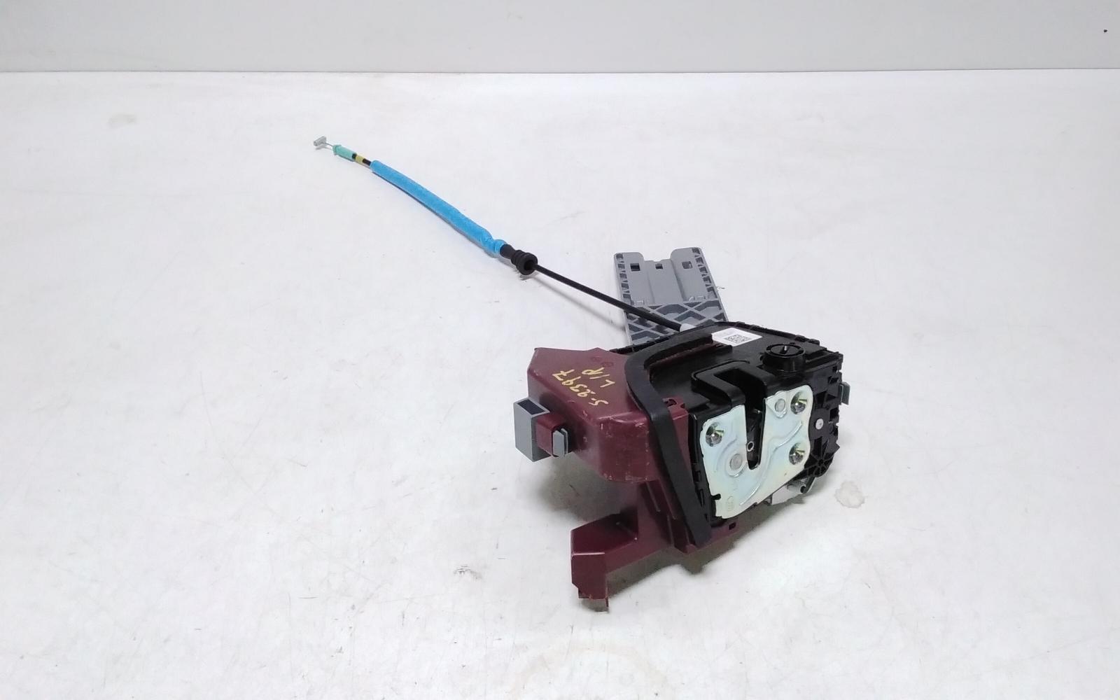 2022 Hyundai Tucson Door/Boot/Gate Lock View Auto part Door/Boot/Gate Lock Hyundai Tucson 2022