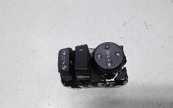 View Auto part Misc Switch/Relay Hyundai I30 2023