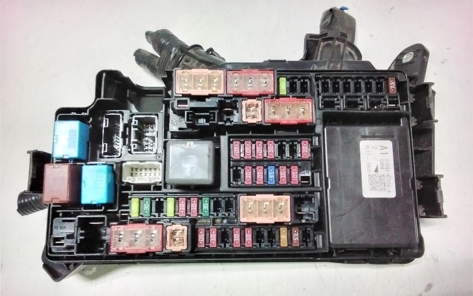 View Auto part Fuse Box Toyota Corolla 2021