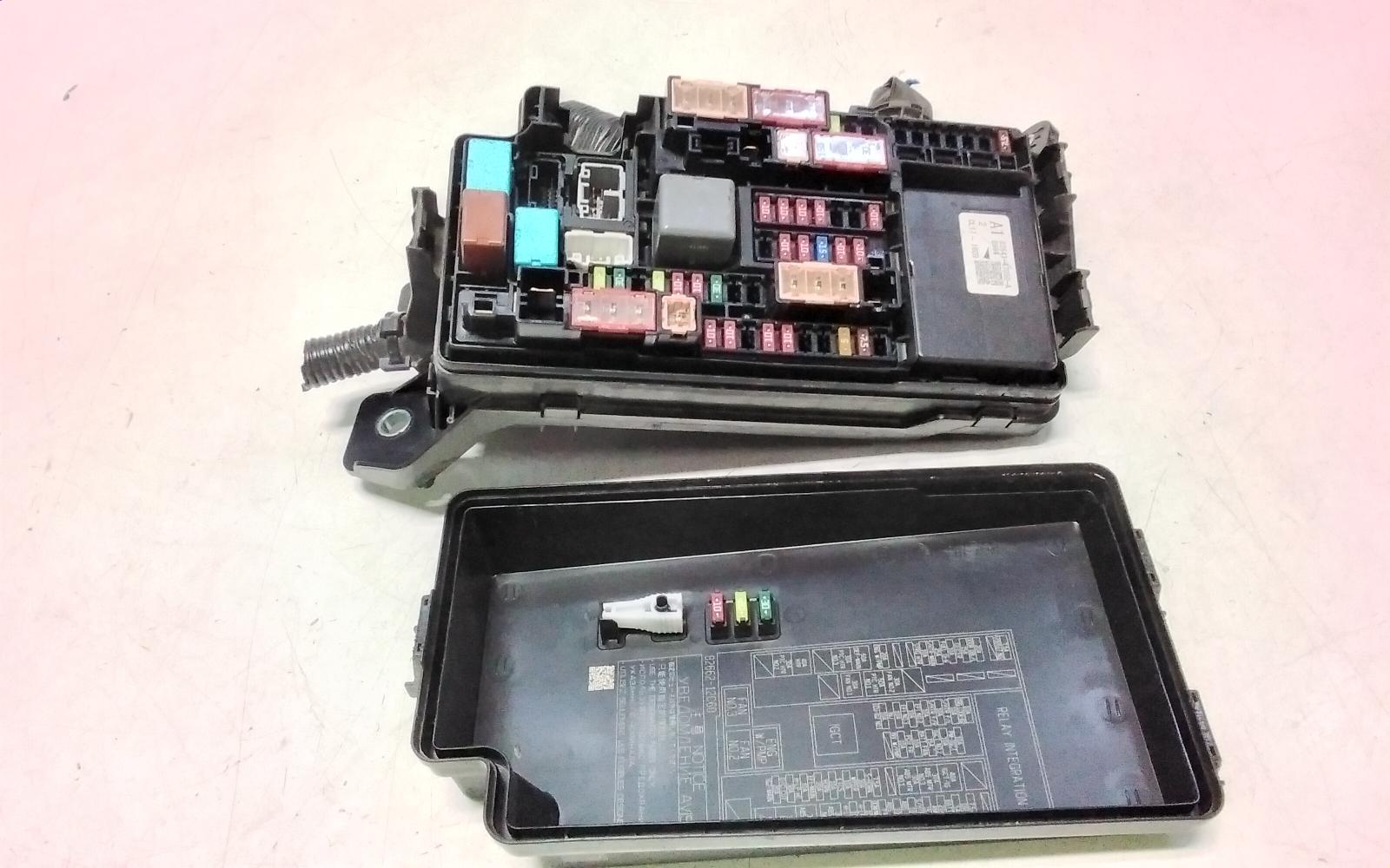 View Auto part Fuse Box Toyota Corolla 2021