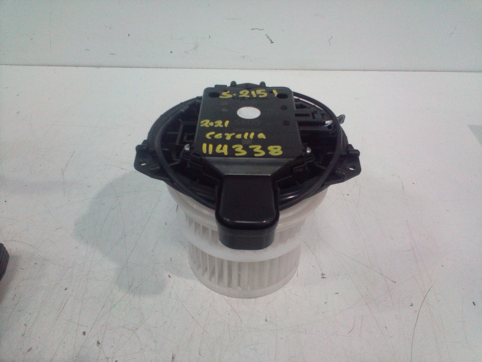 View Auto part Heater Fan Motor Toyota Corolla 2021