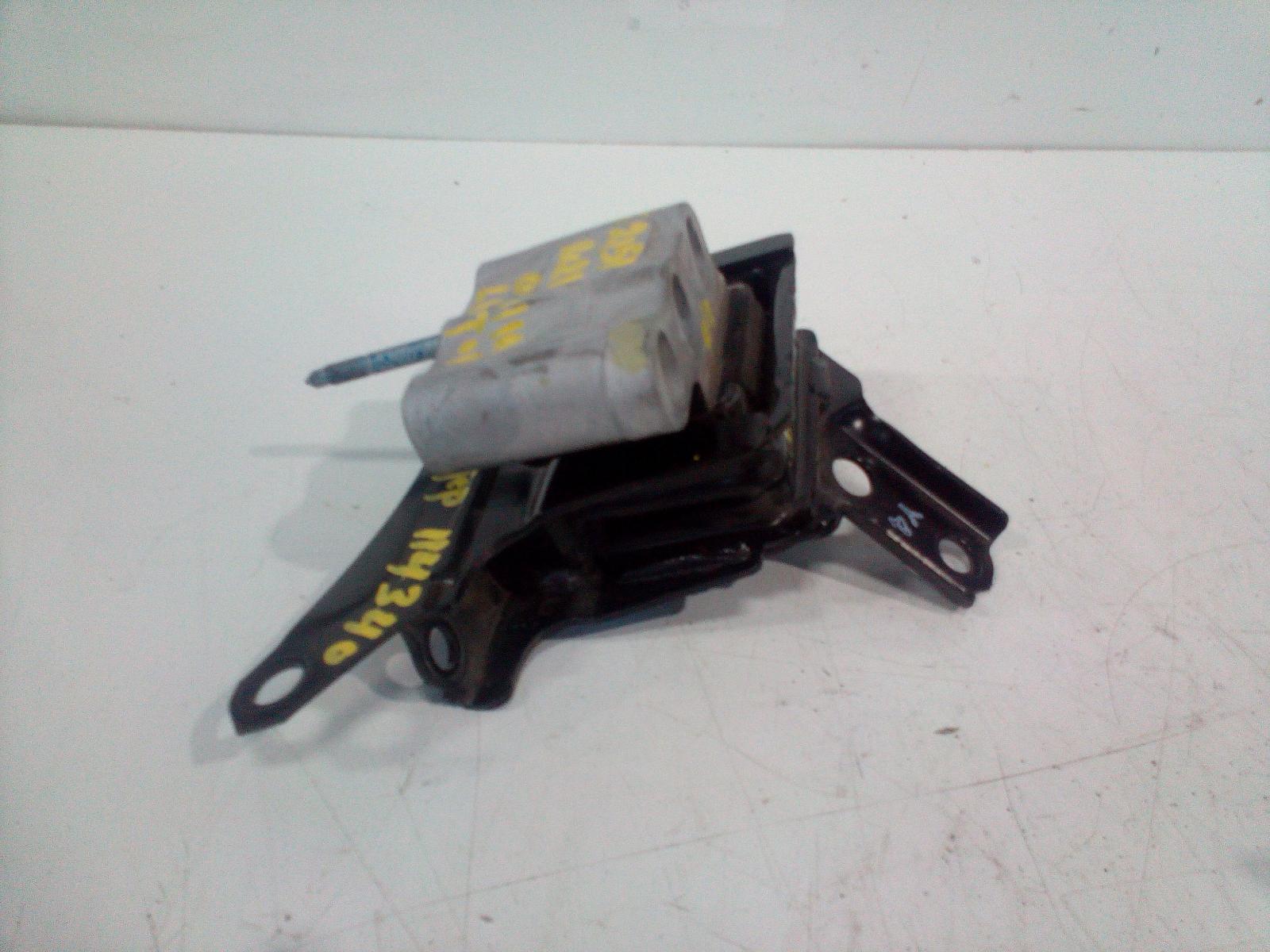 View Auto part Mount Toyota Corolla 2021