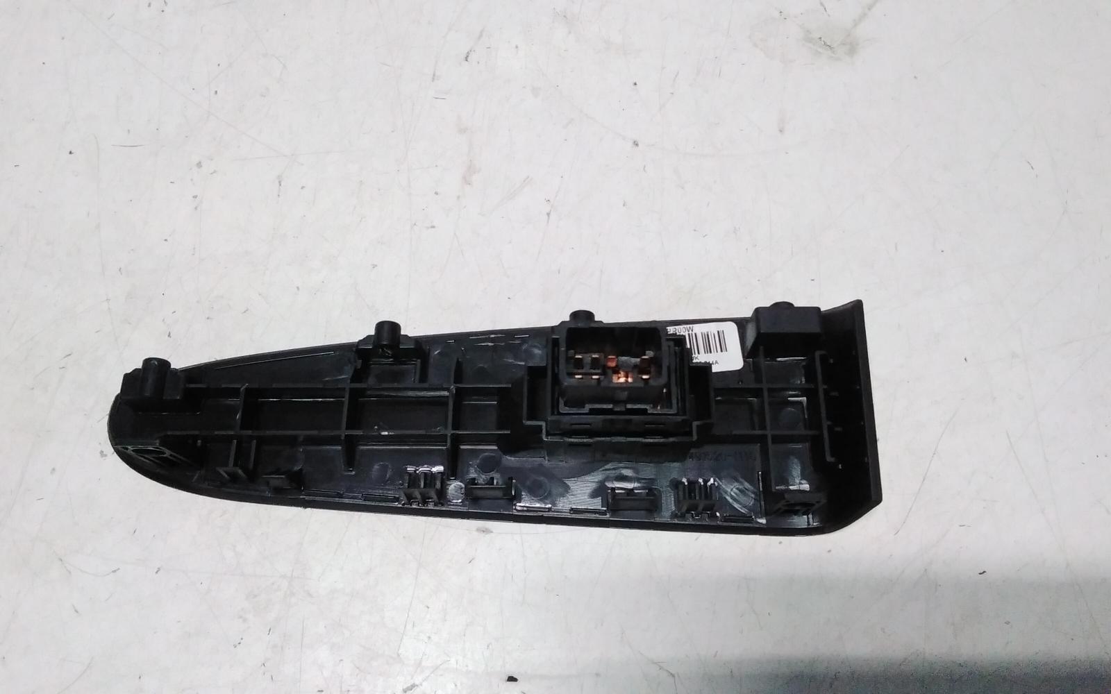 View Auto part Pwr Dr Wind Switch Kia Sportage 2014