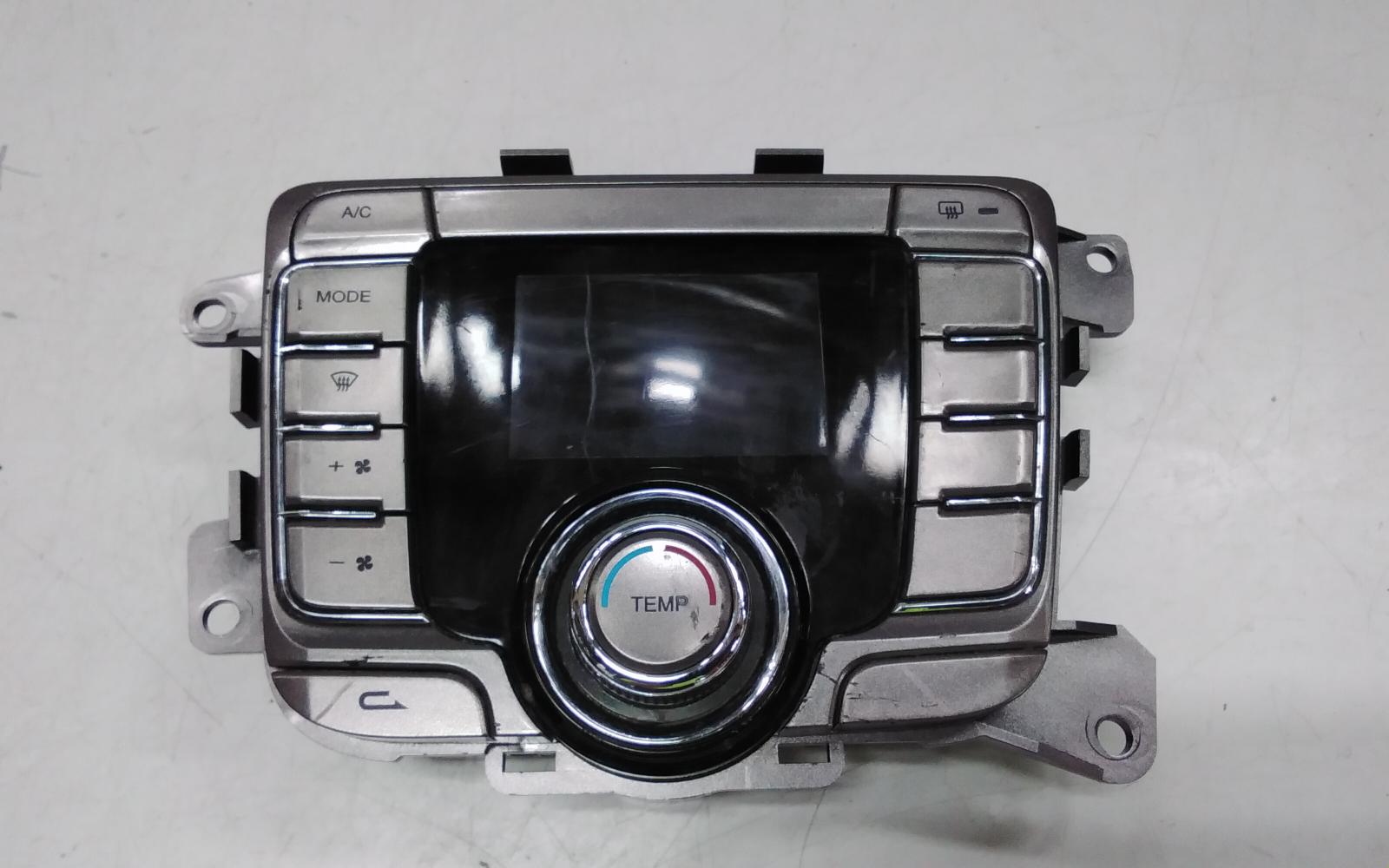 View Auto part Heater/Ac Controls Ldv G10 2019