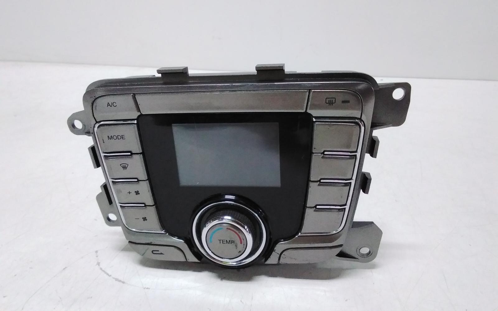 View Auto part Heater/Ac Controls Ldv G10 2019