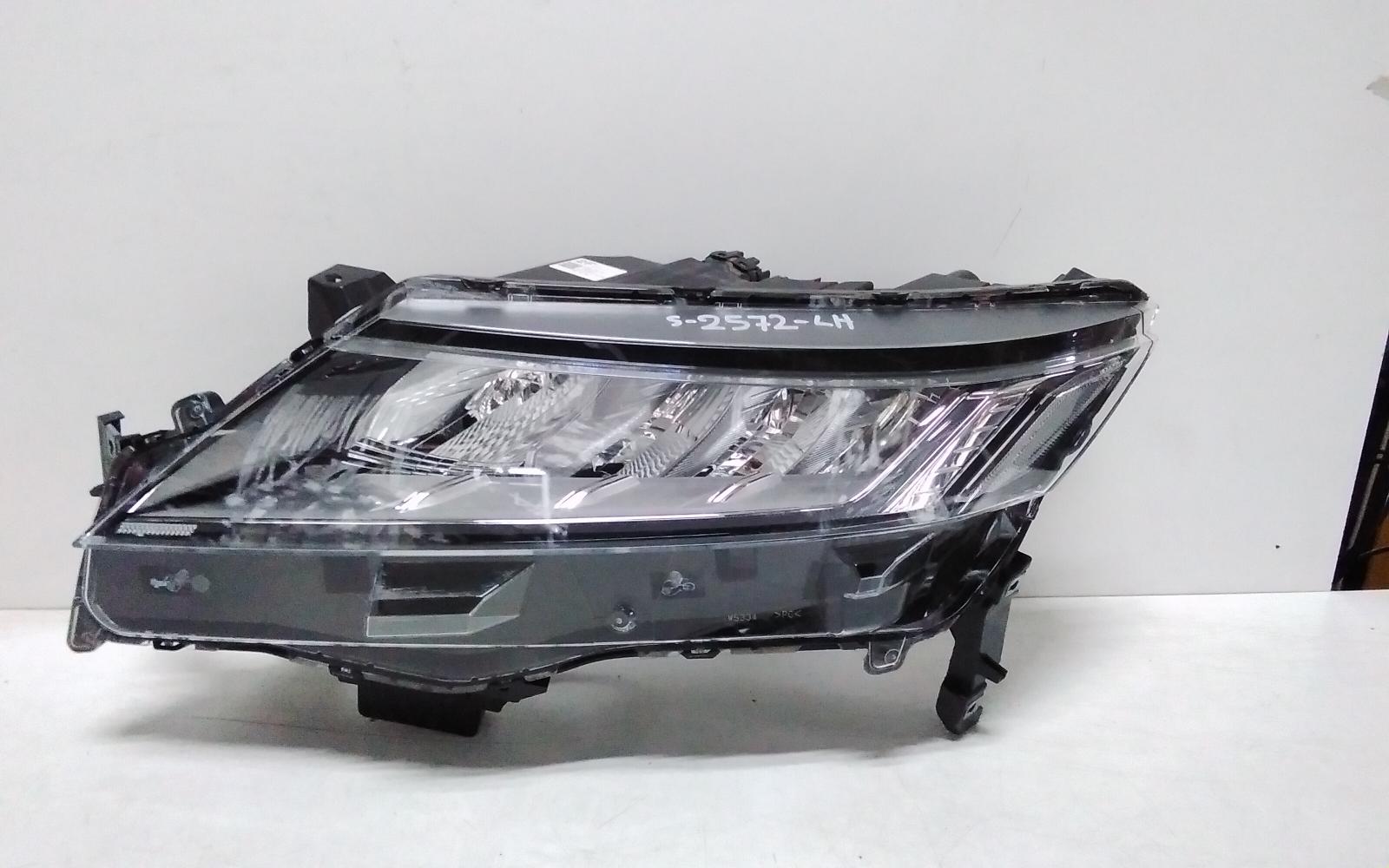 View Auto part Left Headlamp Mitsubishi Asx 2021