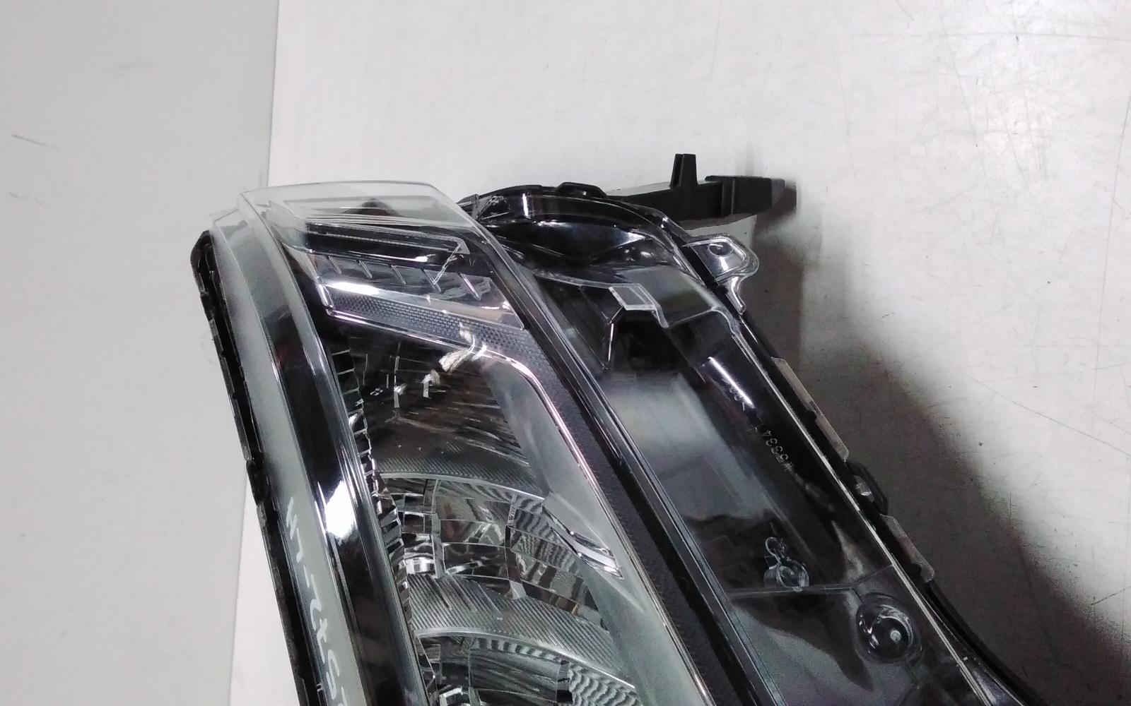 View Auto part Left Headlamp Mitsubishi Asx 2021