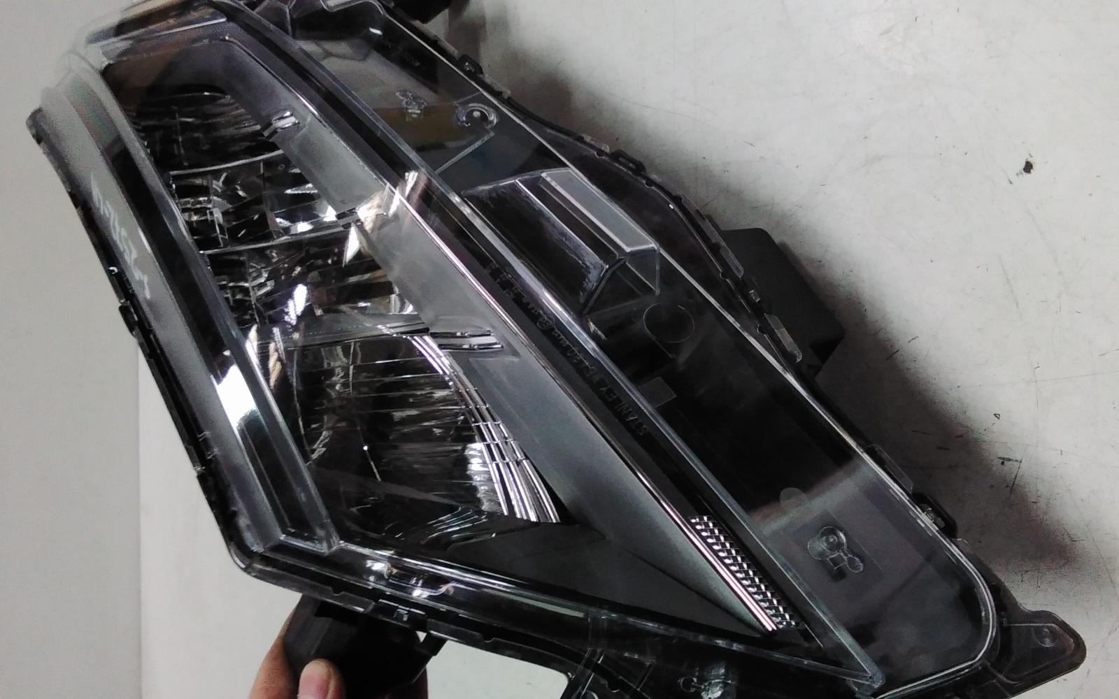 View Auto part Left Headlamp Mitsubishi Asx 2021