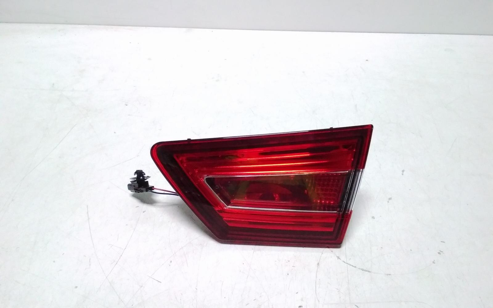 2014 Renault Clio Rear Garnish View Auto part Rear Garnish Renault Clio 2014