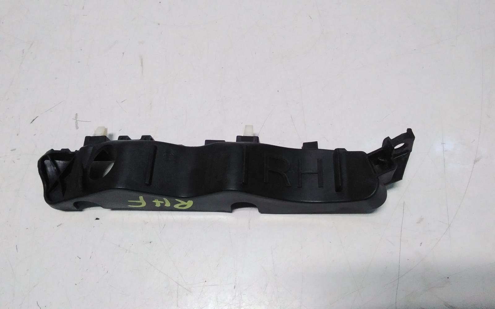 View Auto part Misc Bracket Kia Carnival/grand Carnival 2017