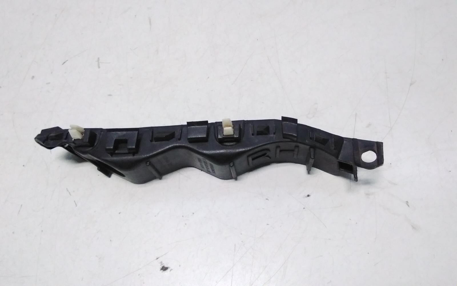 View Auto part Misc Bracket Kia Carnival/grand Carnival 2017