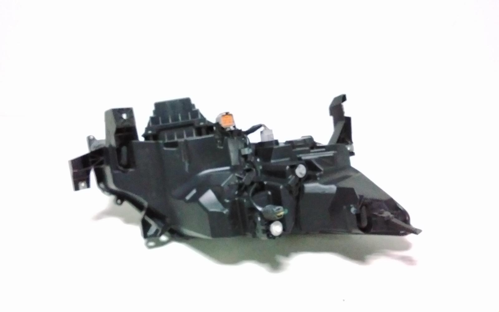 View Auto part Left Headlamp Mitsubishi Asx 2020