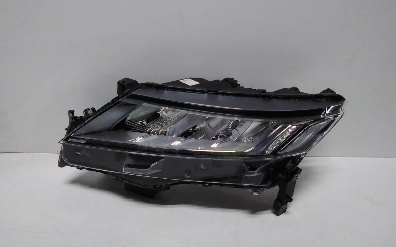 View Auto part Left Headlamp Mitsubishi Asx 2020