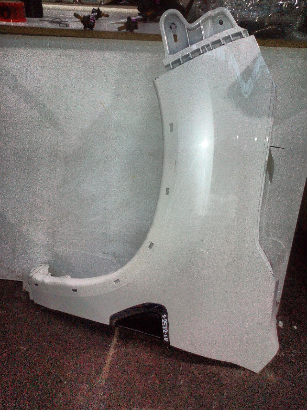 View Auto part Left Guard Mitsubishi Asx 2021