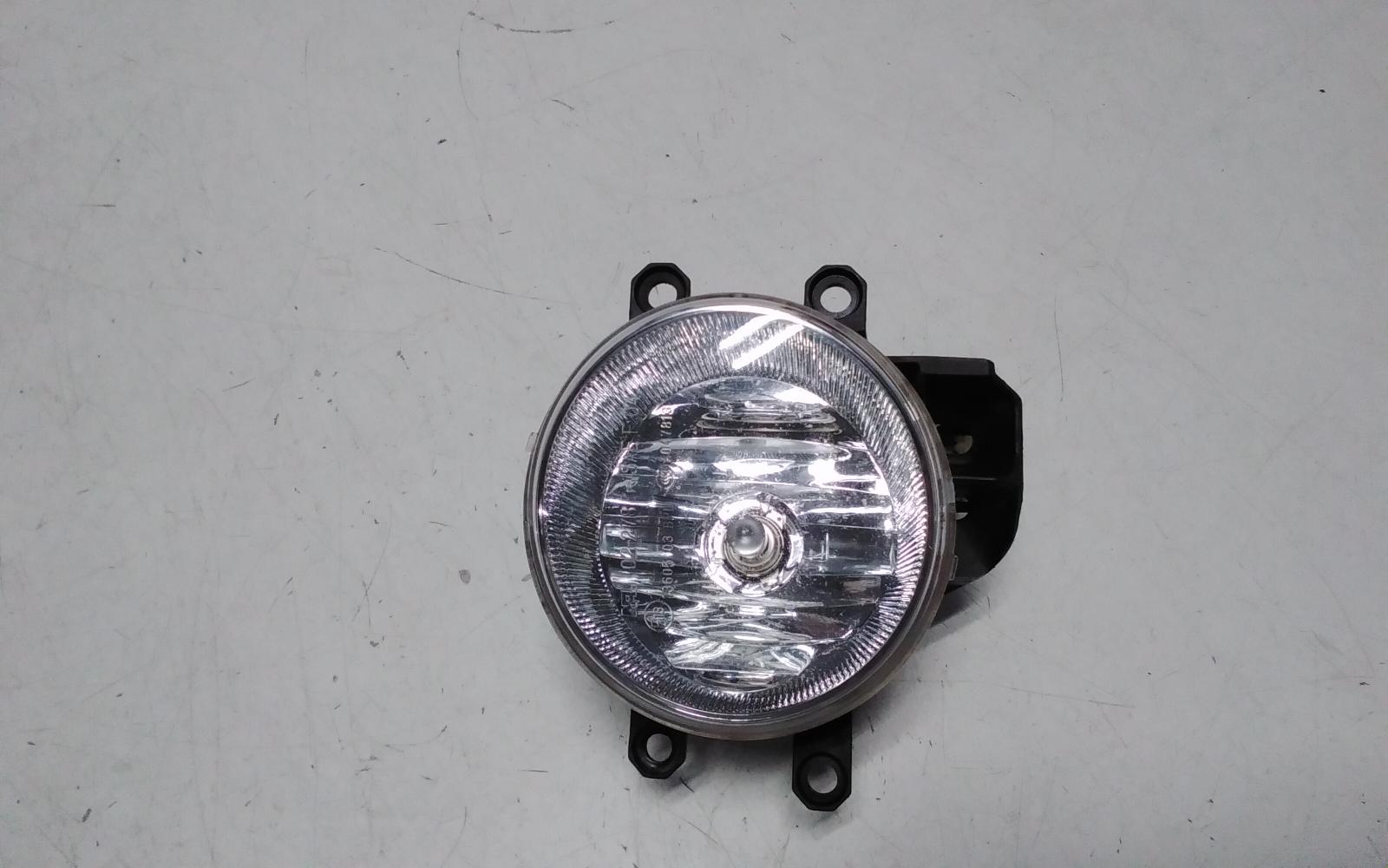 View Auto part Right Indicator/Fog/Side Toyota Kluger 2014