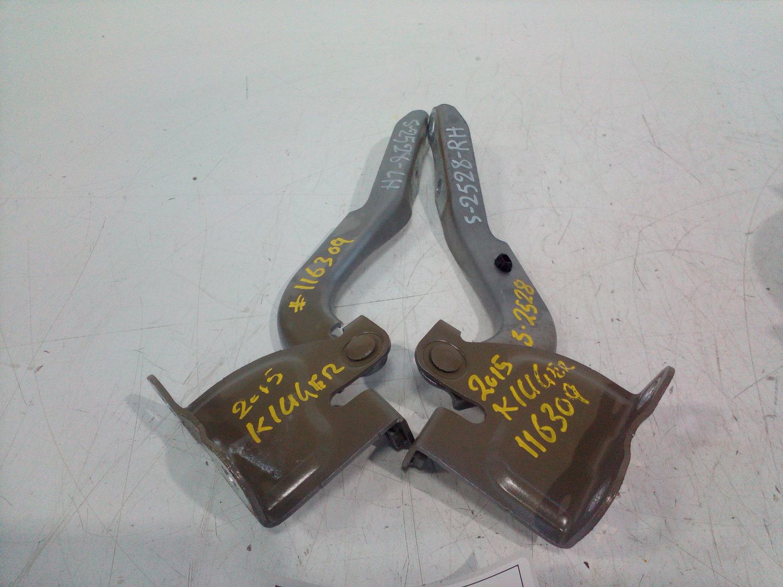 View Auto part Bonnet Hinge/Strut Toyota Kluger 2015
