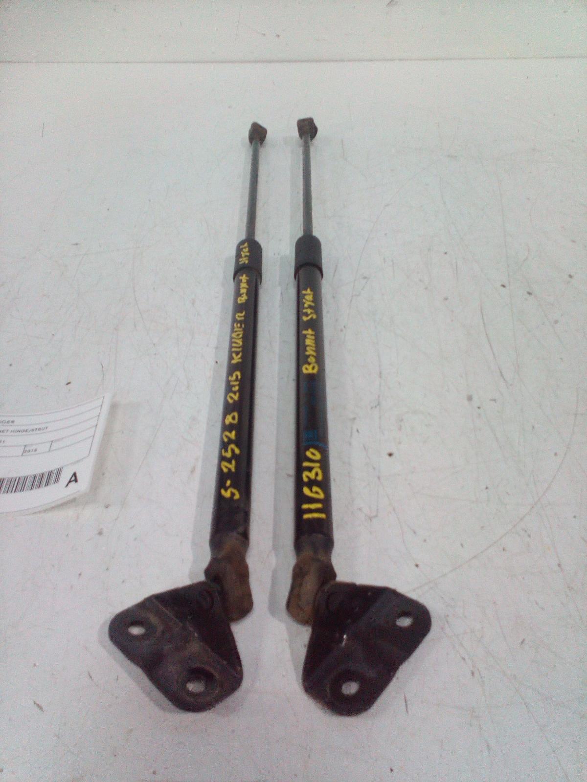 View Auto part Bonnet Hinge/Strut Toyota Kluger 2015