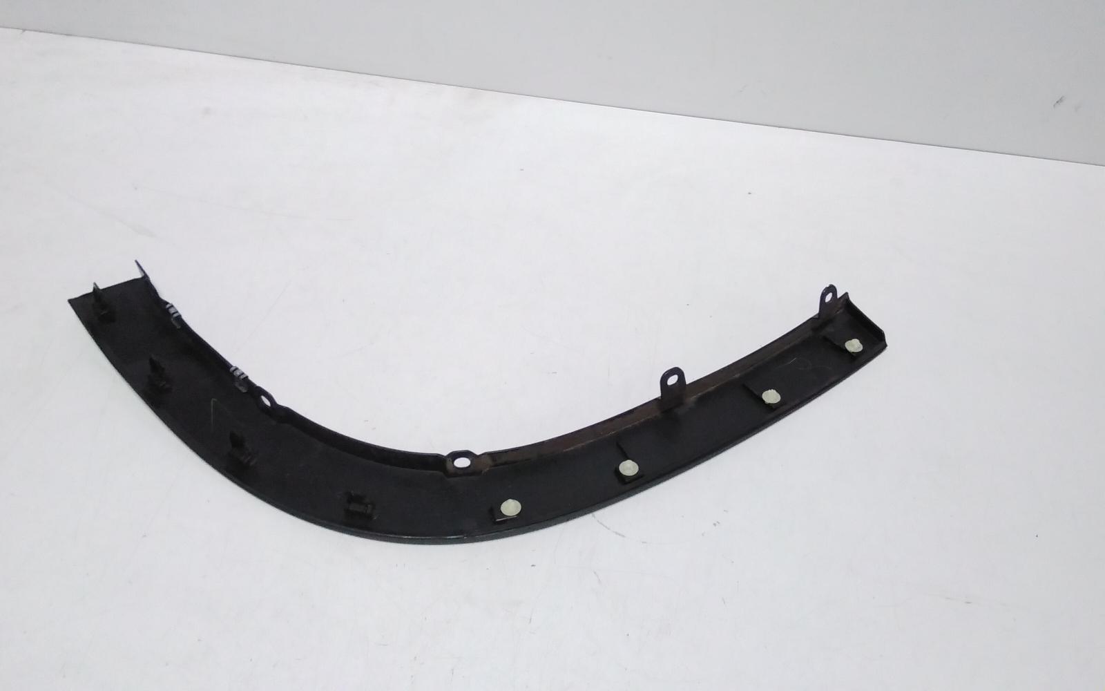 View Auto part Wheel Arch Flare Toyota Kluger 2015