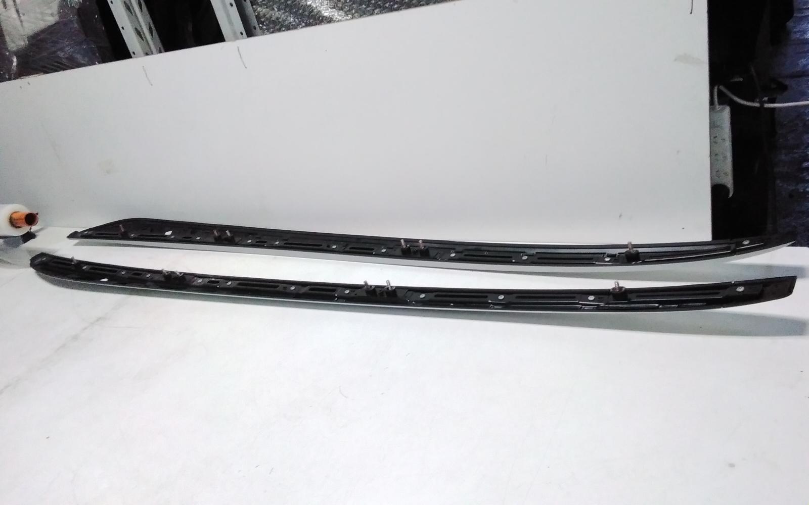 View Auto part Roof Rail Toyota Kluger 2015