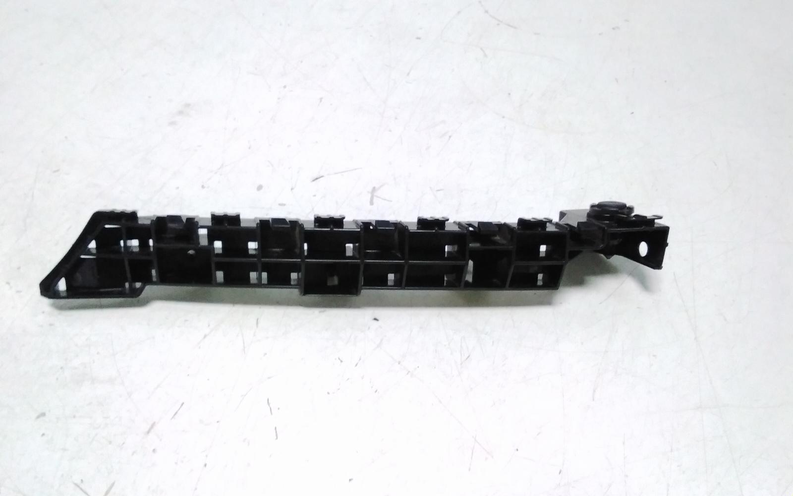 View Auto part Misc Bracket Subaru Impreza 2022