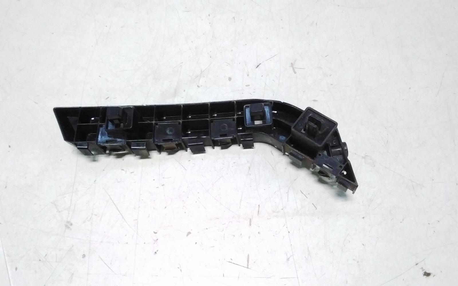 View Auto part Misc Bracket Honda Civic 2019