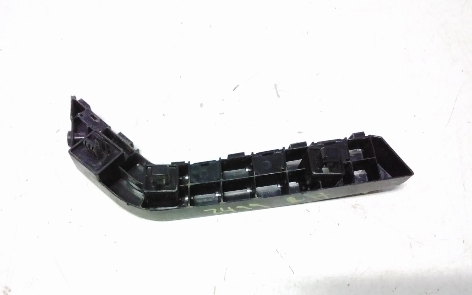 View Auto part Misc Bracket Honda Civic 2019