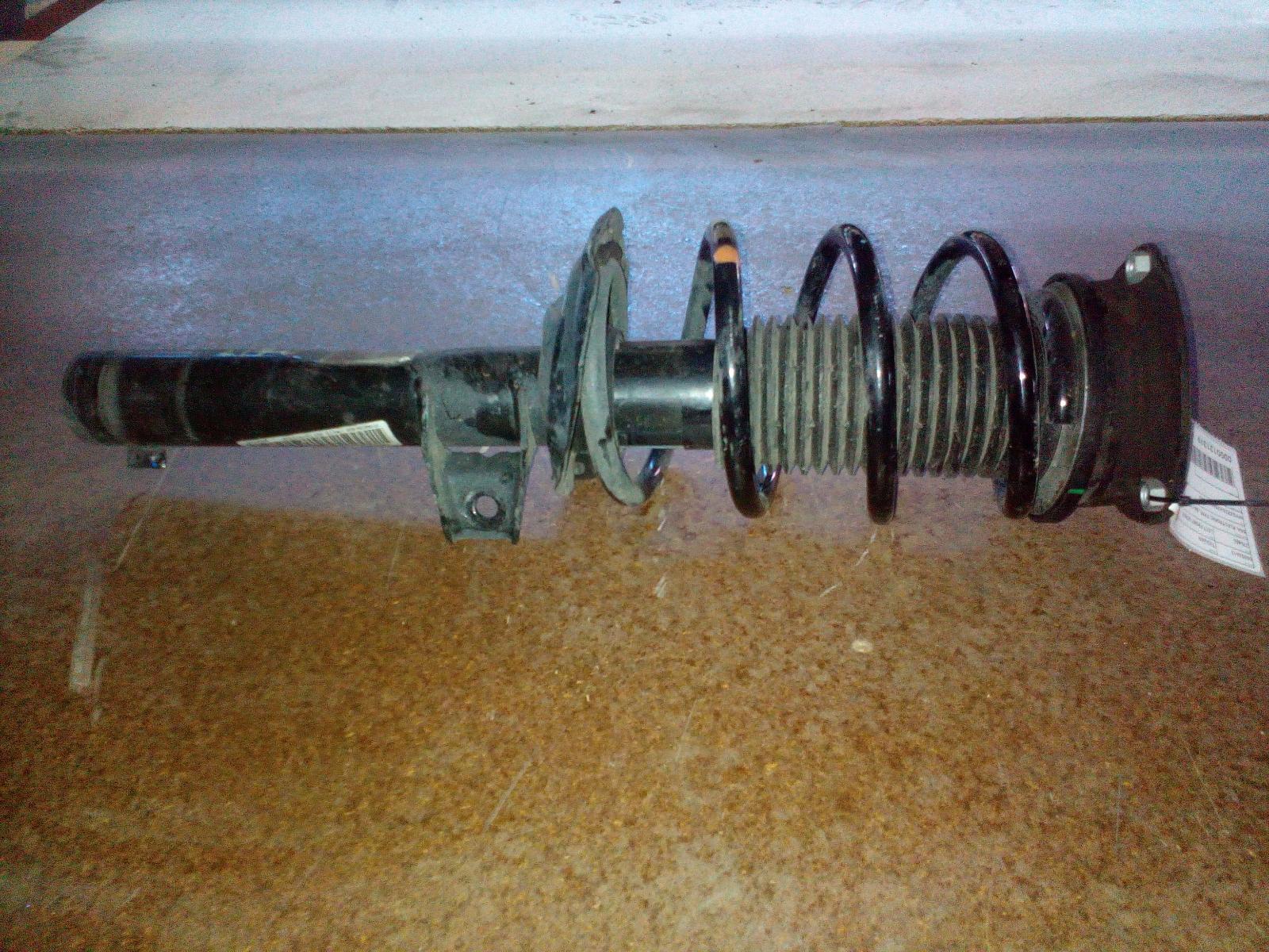 2022 Volkswagen Tiguan Left Front Strut View Auto part Left Front Strut Volkswagen Tiguan 2022