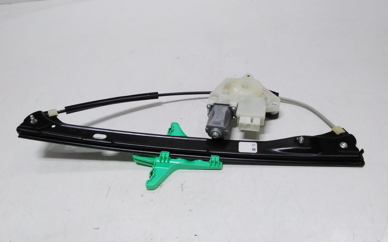 View Auto part Left Rear Wnd Reg/Motor Volkswagen Tiguan 2022