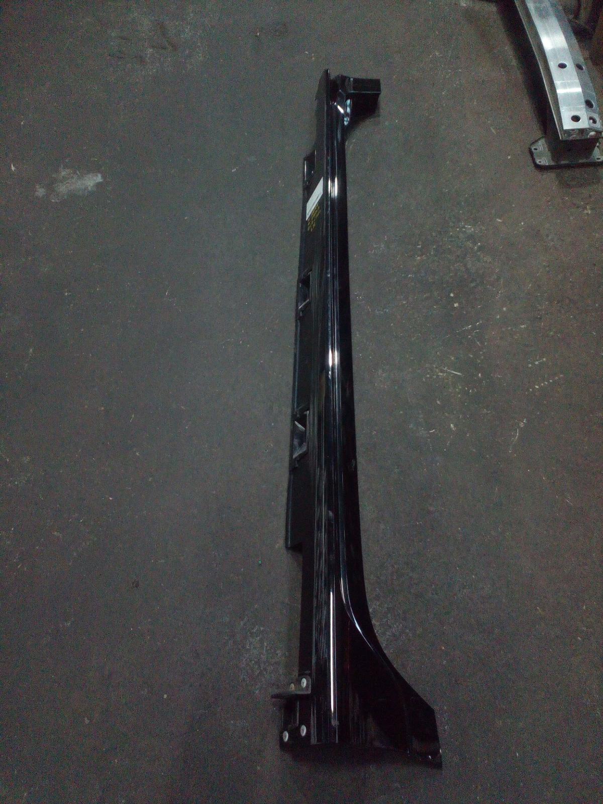 View Auto part Side Step/Skirt Honda Civic 2019
