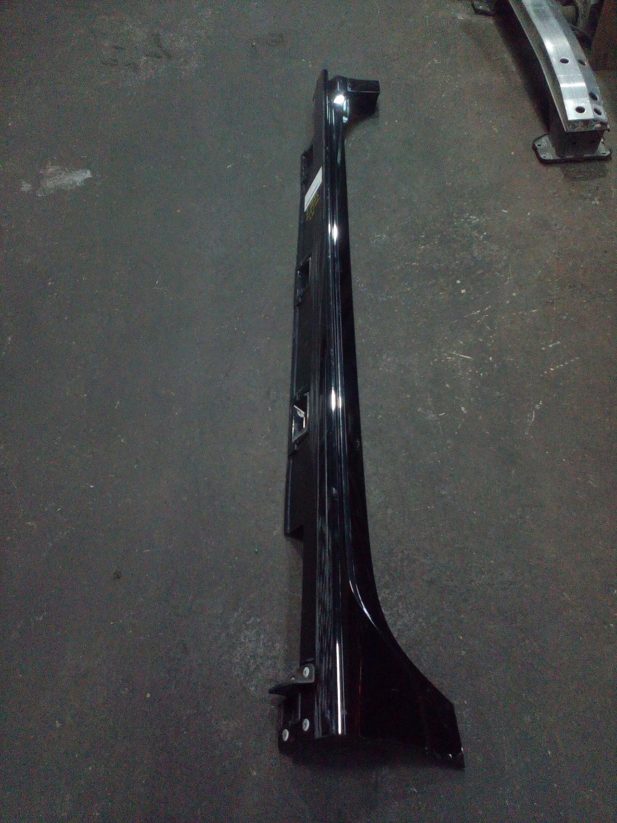 View Auto part Side Step/Skirt Honda Civic 2019
