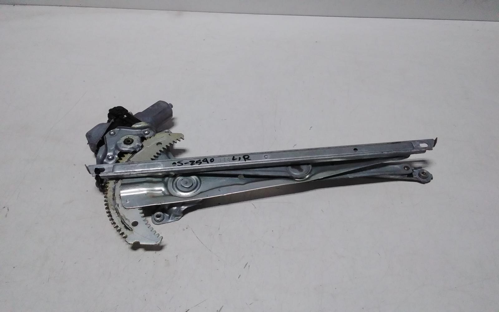 View Auto part Left Rear Wnd Reg/Motor Toyota Kluger 2014