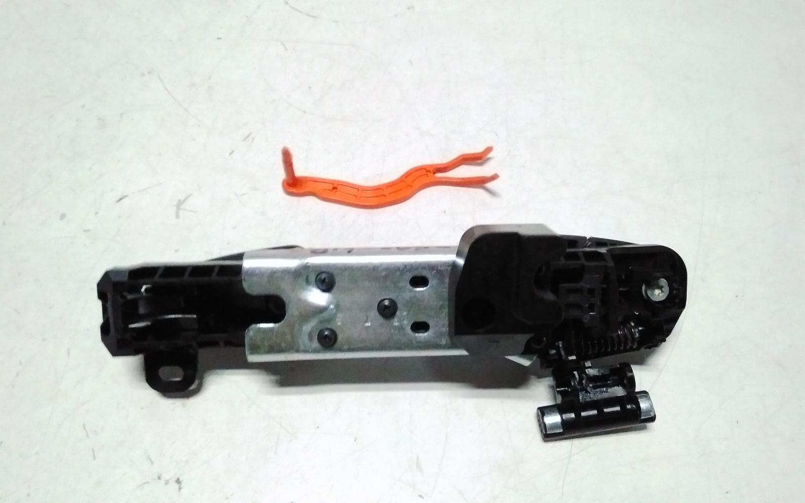 View Auto part Door Handle Toyota Kluger 2014