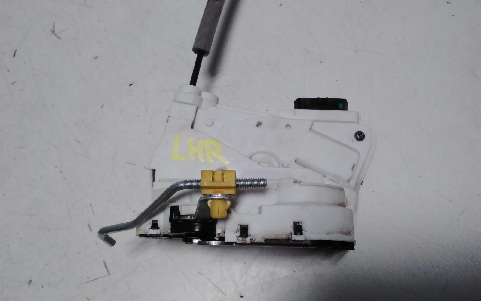 View Auto part Door/Boot/Gate Lock Mg Zs 2023