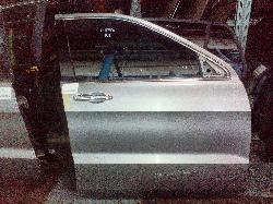 View Auto part Right Front Door Jeep Grandcherokee 2016